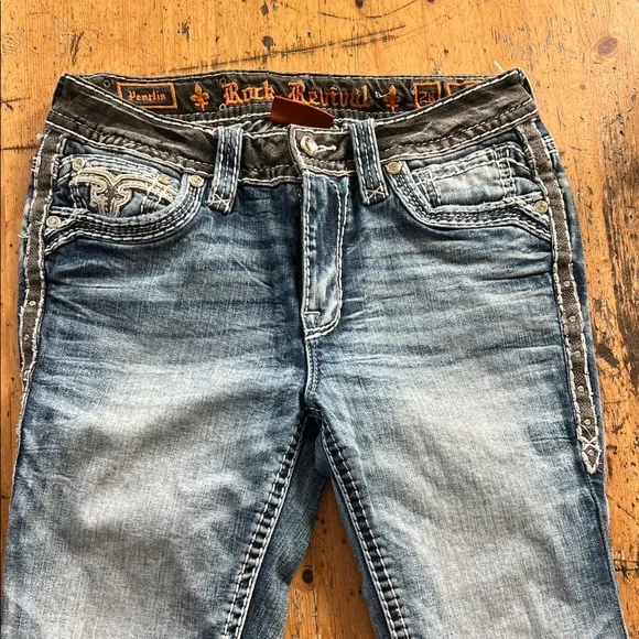 Rock Revival Blue Relaxed Women's Jeans - Picture 2 of 3